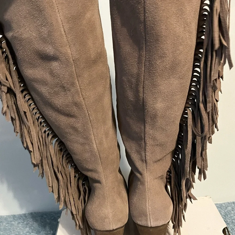 Steve Madden Brown Wedge Heeled Fringe Boots size 8 - Picture 3 of 11